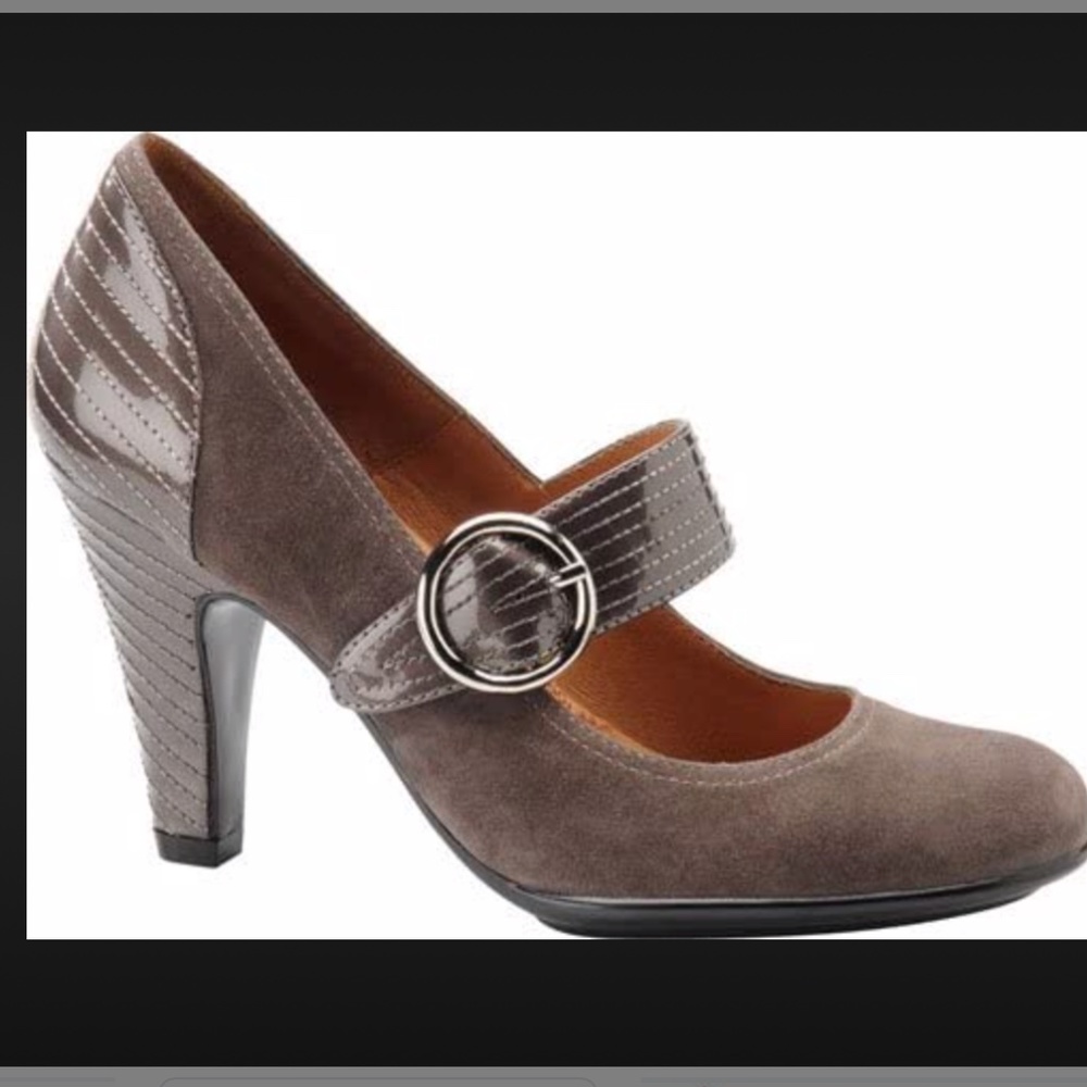 Sofft Mary Jane Heels